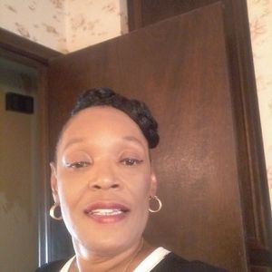 Meet your Posher, Carolyn